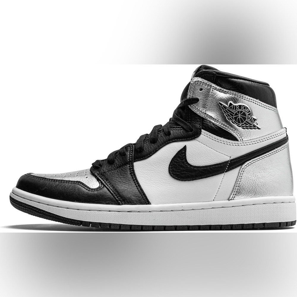 Jordan 1 Retro High silver toe